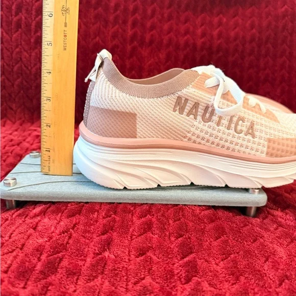 Nautica Women’s Blush and White Viburn Knit Sneakers – NWT Size 8.5 - Picture 8 of 8
